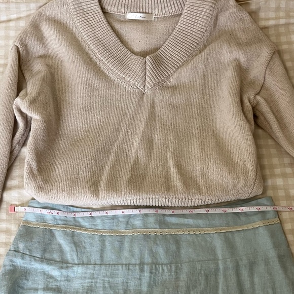 Korean V-Neck Cream Pullover Sweater - Picture 2 of 3